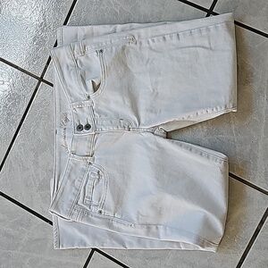 American Eagle stretch artist jeans size 6